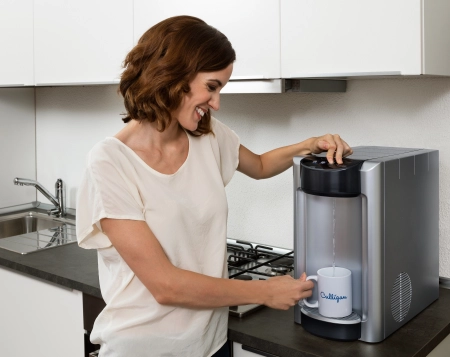 Comment bien s'hydrater au travail ? 6 astuces à appliquer au quotidien