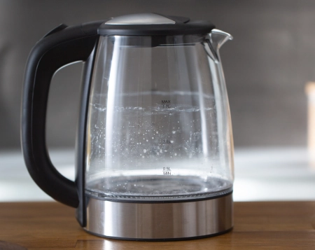 Éliminer le calcaire dans une bouilloire