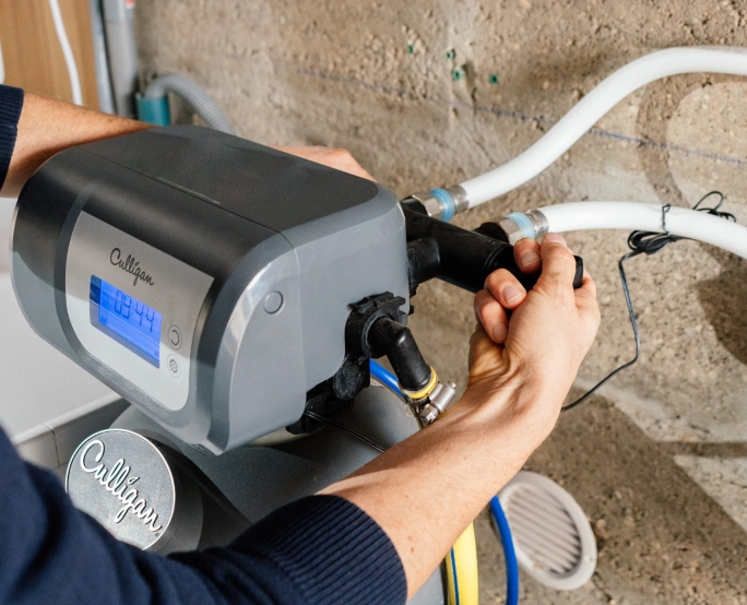 Entretien d'un adoucisseur par un expert culligan